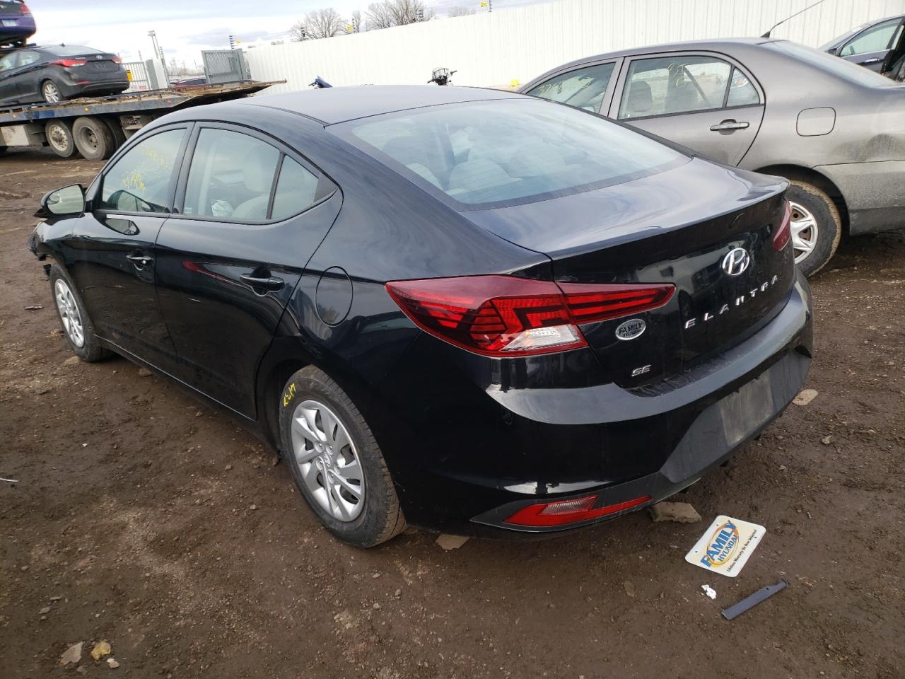 Photo 3 from auction – 2019 HYUNDAI ELANTRA SE with VIN 5NPD74LF0KH460107