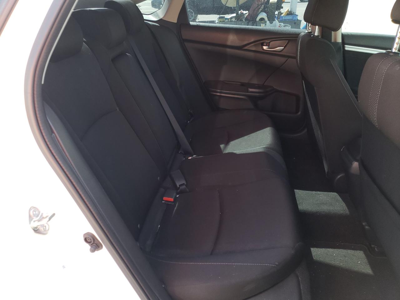 Photo 6 from auction – 2017 HONDA CIVIC EX with VIN 2HGFC2F75HH574507