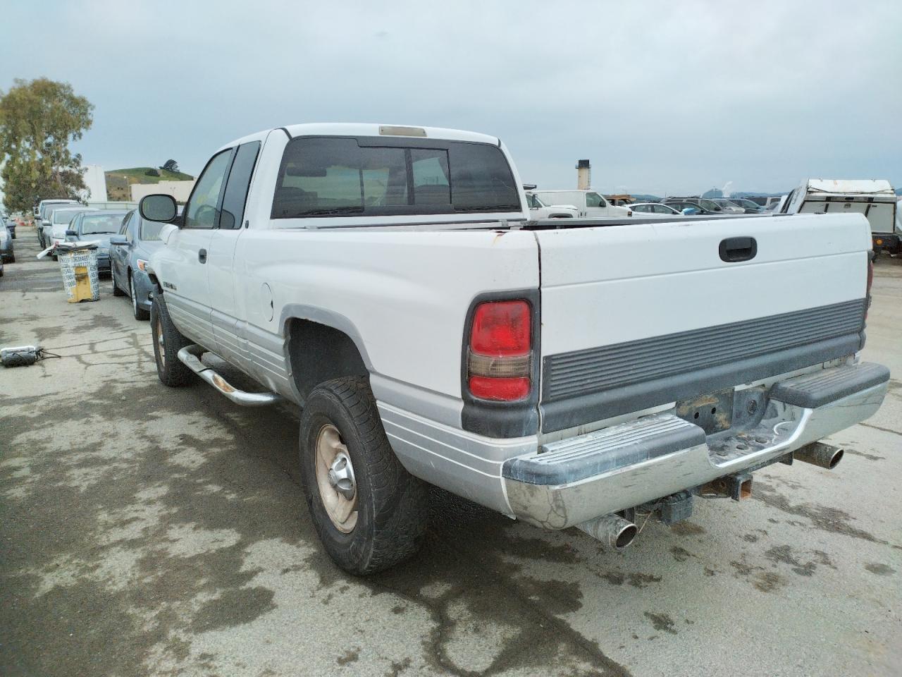Photo 3 from auction – 2001 DODGE RAM with VIN 1B7HF13ZX1J261083