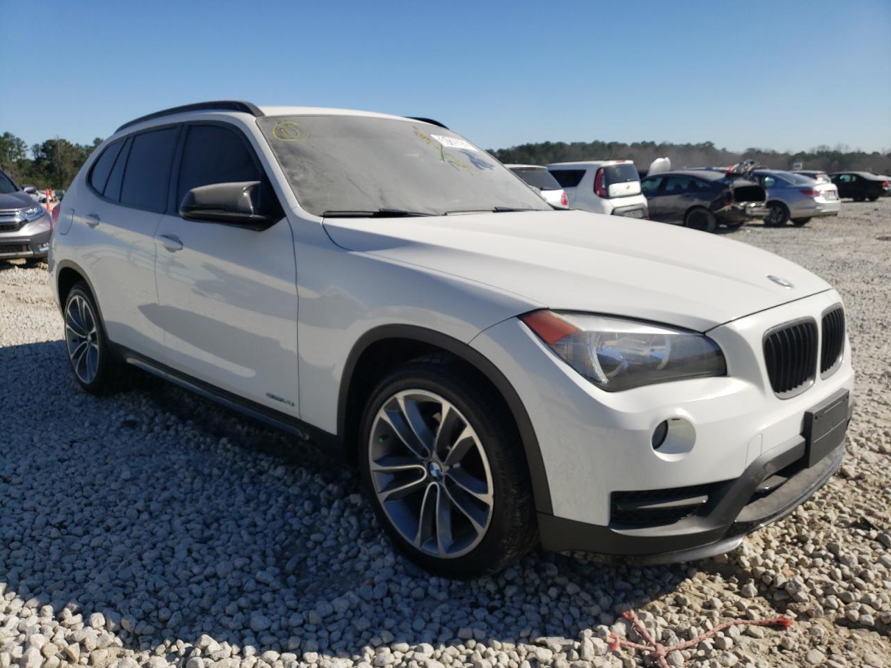 Photo 1 from auction – 2015 BMW X1 SDRIVE2 with VIN WBAVM1C59FVW57296