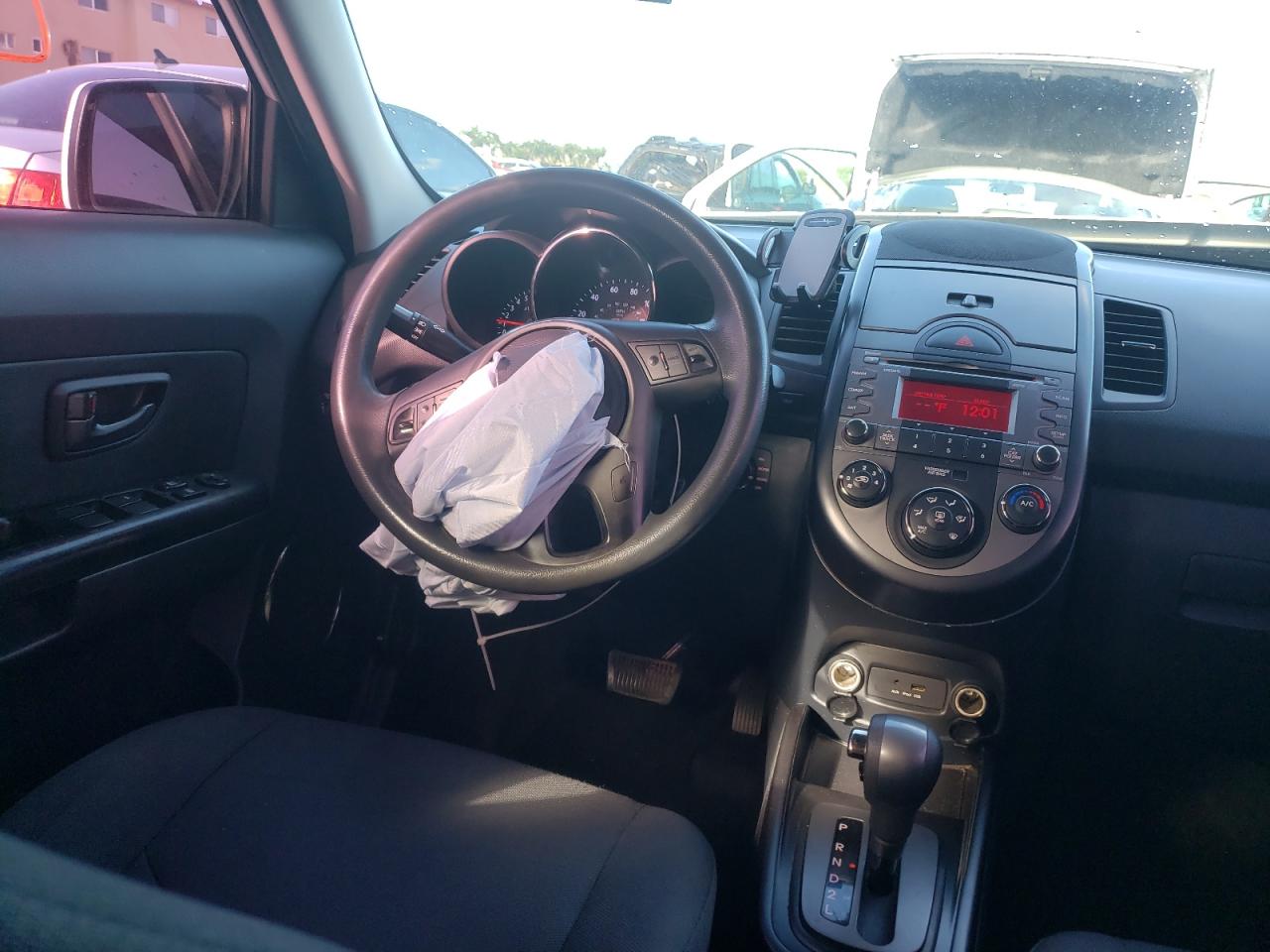 Photo 9 from auction – 2010 KIA SOUL + with VIN KNDJT2A21A7105002