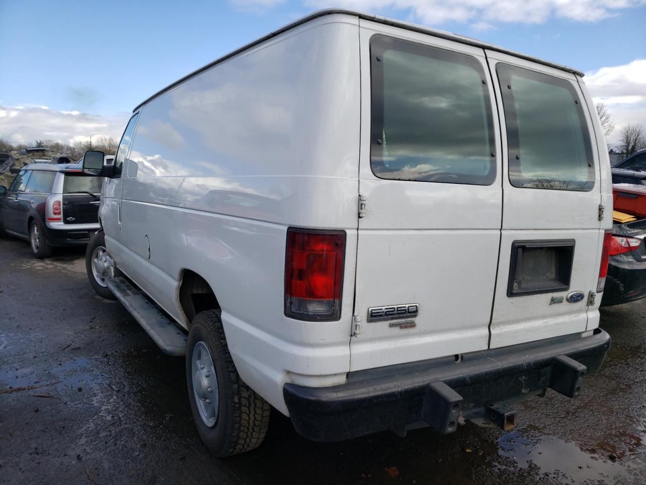 Photo 3 from auction – 2011 FORD ECONOLINE with VIN 1FTNE2EW7BDB24245