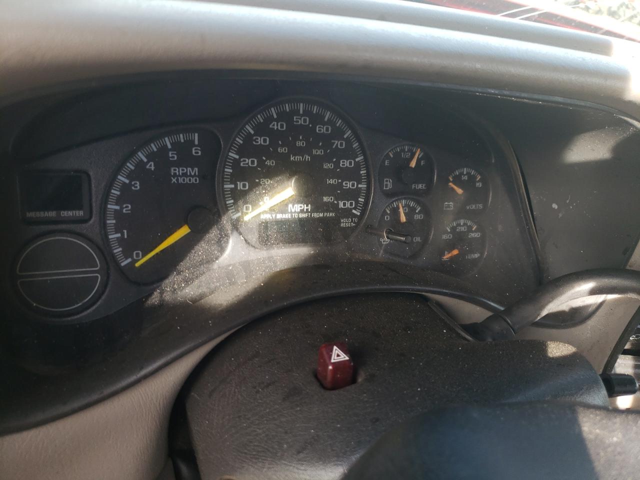 Photo 8 from auction – 2000 CHEVROLET SILVERADO with VIN 2GCEC19T6Y1131109