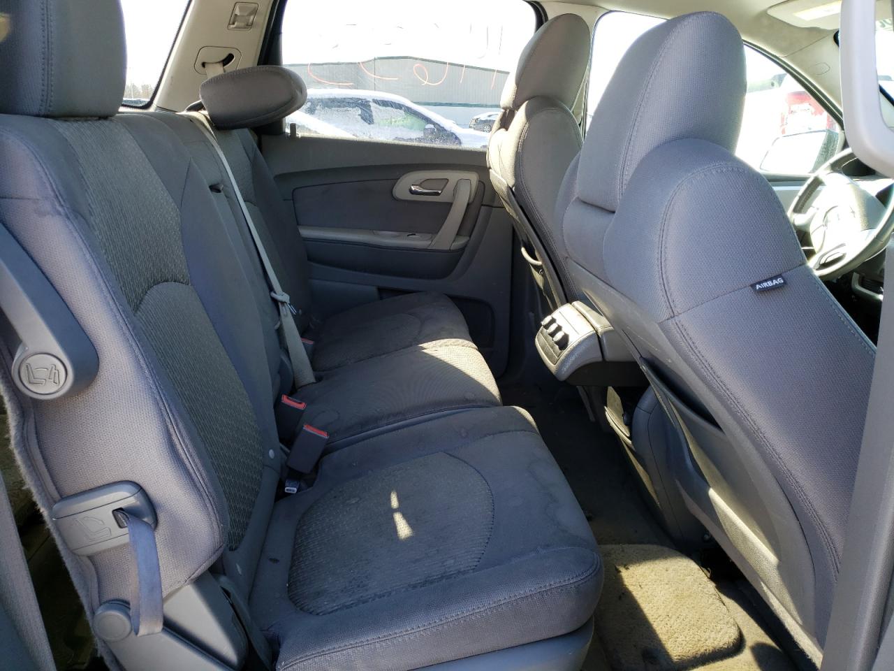 Photo 6 from auction – 2012 CHEVROLET TRAVERSE L with VIN 1GNKRFED0CJ248106