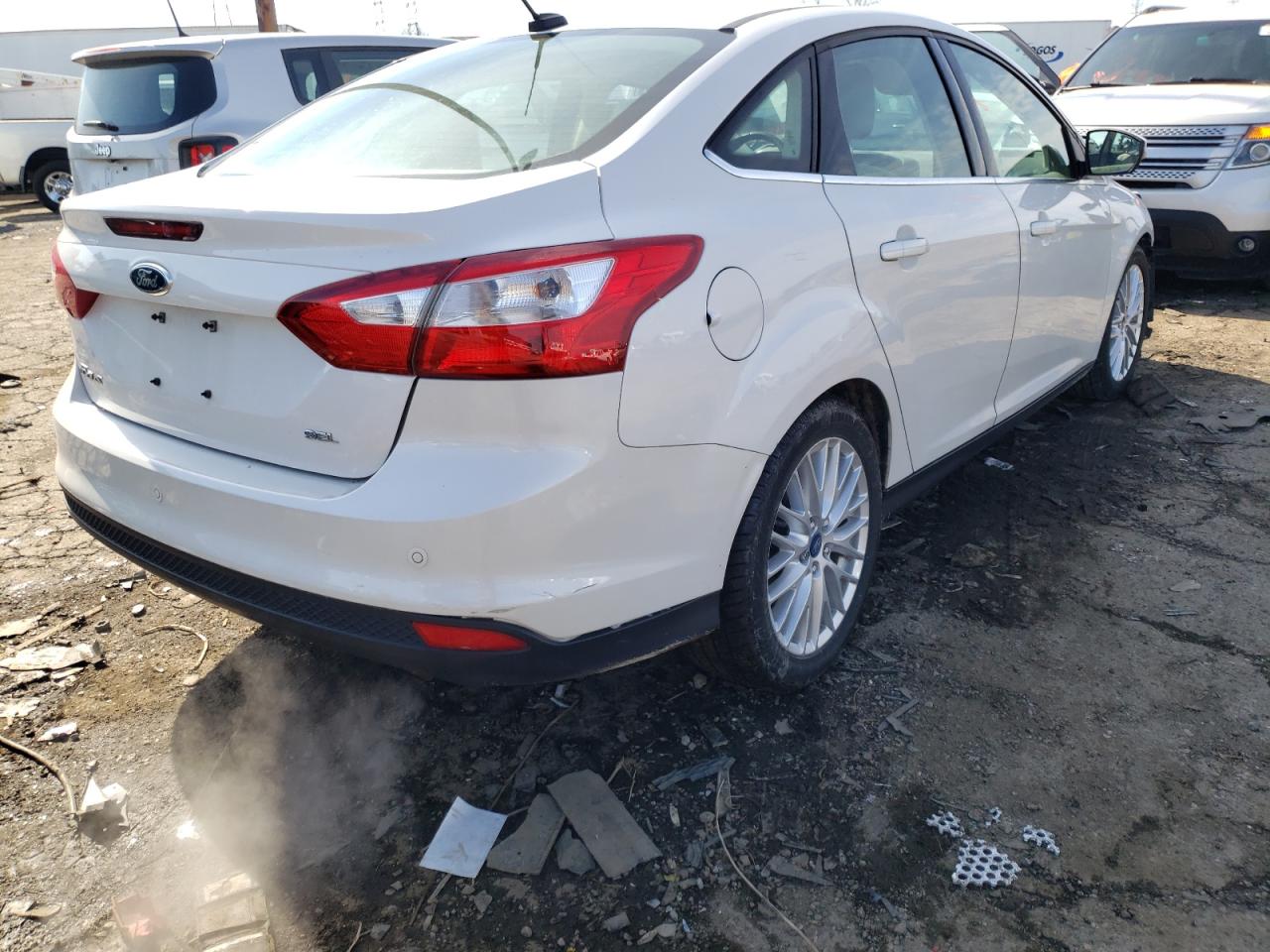 Photo 4 from auction – 2012 FORD FOCUS SEL with VIN 1FAHP3H29CL311537