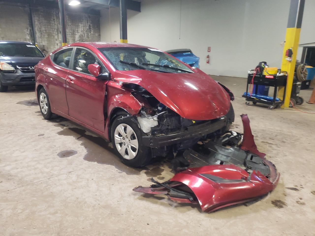 HYUNDAI ELANTRA SE 2016 with VIN 5NPDH4AE2GH716682 - Photo from auction