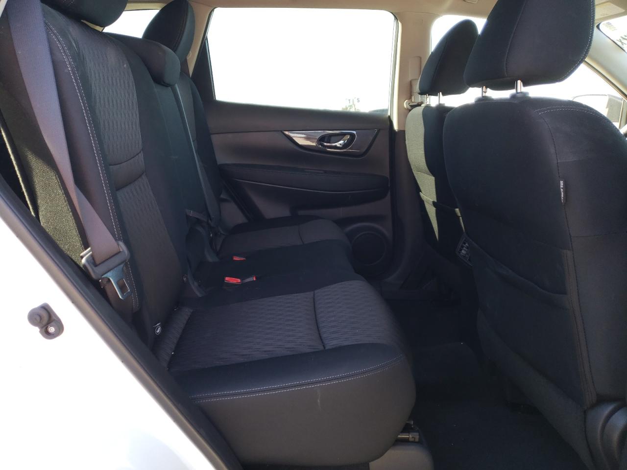 Photo 6 from auction – 2020 NISSAN ROGUE S with VIN KNMAT2MV4LP524499