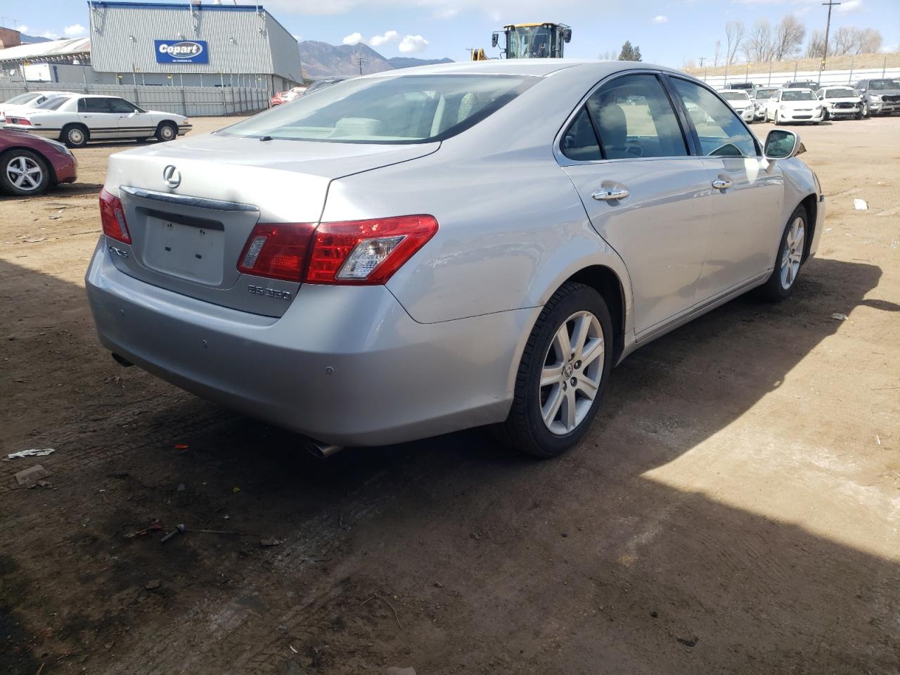 صورة رقم 4 من المزاد - 2007 LEXUS ES 350 مع VIN JTHBJ46GX72096945
