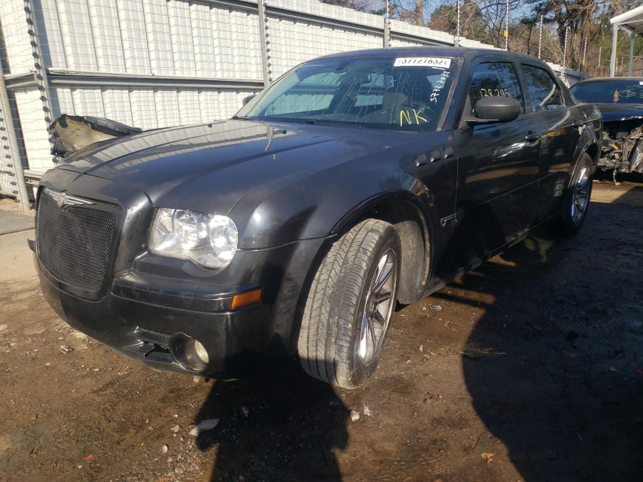 Фото 2 с аукциона – 2006 CHRYSLER 300C с VIN 2C3KA63H26H138643