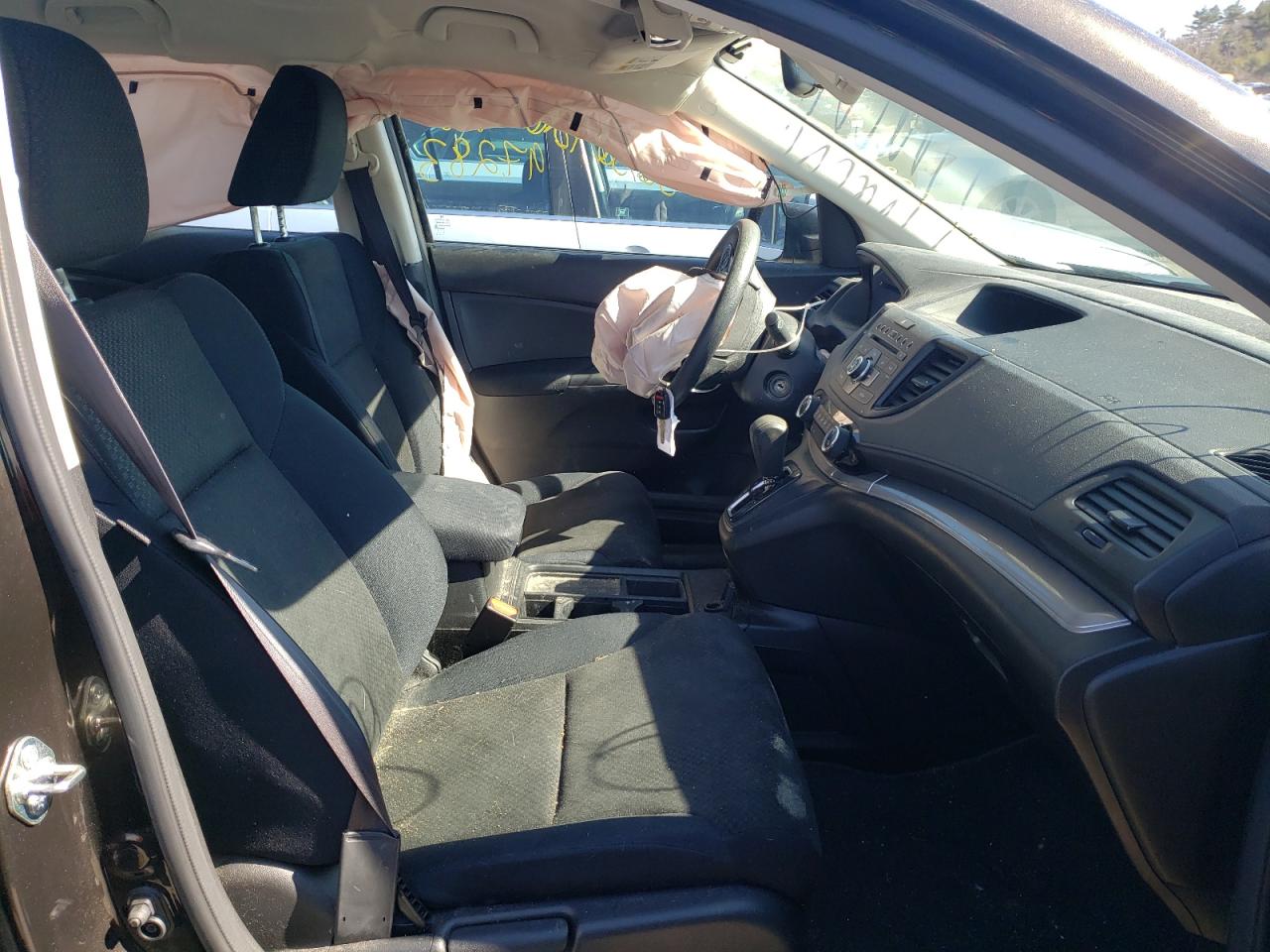 Photo 5 from auction – 2015 HONDA CR-V LX with VIN 5J6RM4H3XFL110170