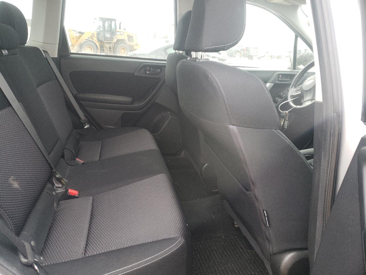 Photo 6 from auction – 2016 SUBARU FORESTER 2 with VIN JF2SJAGC7GH498755