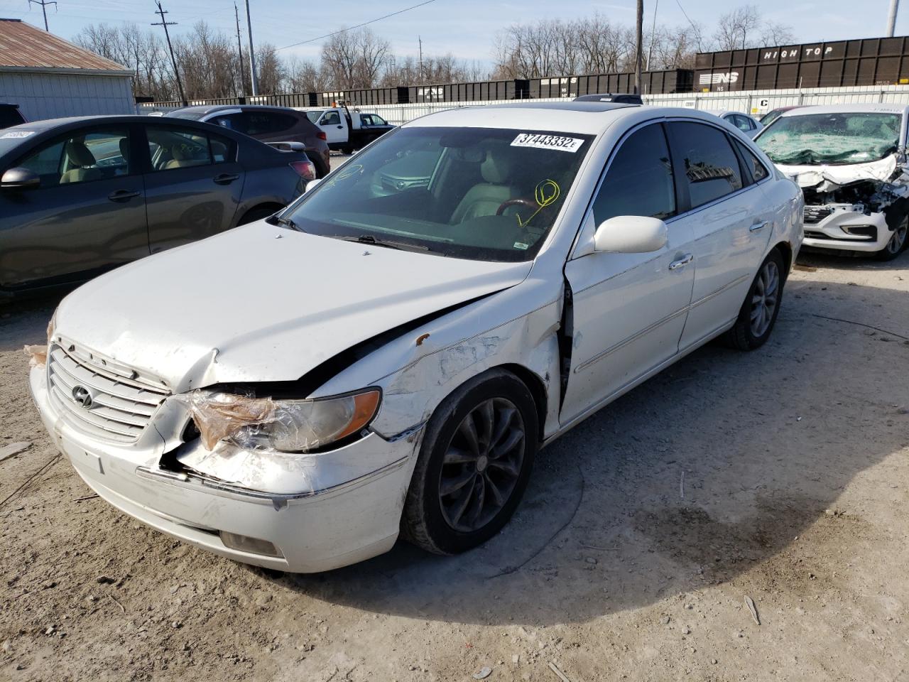 Photo 2 from auction – 2007 HYUNDAI AZERA SE with VIN KMHFC46FX7A210500