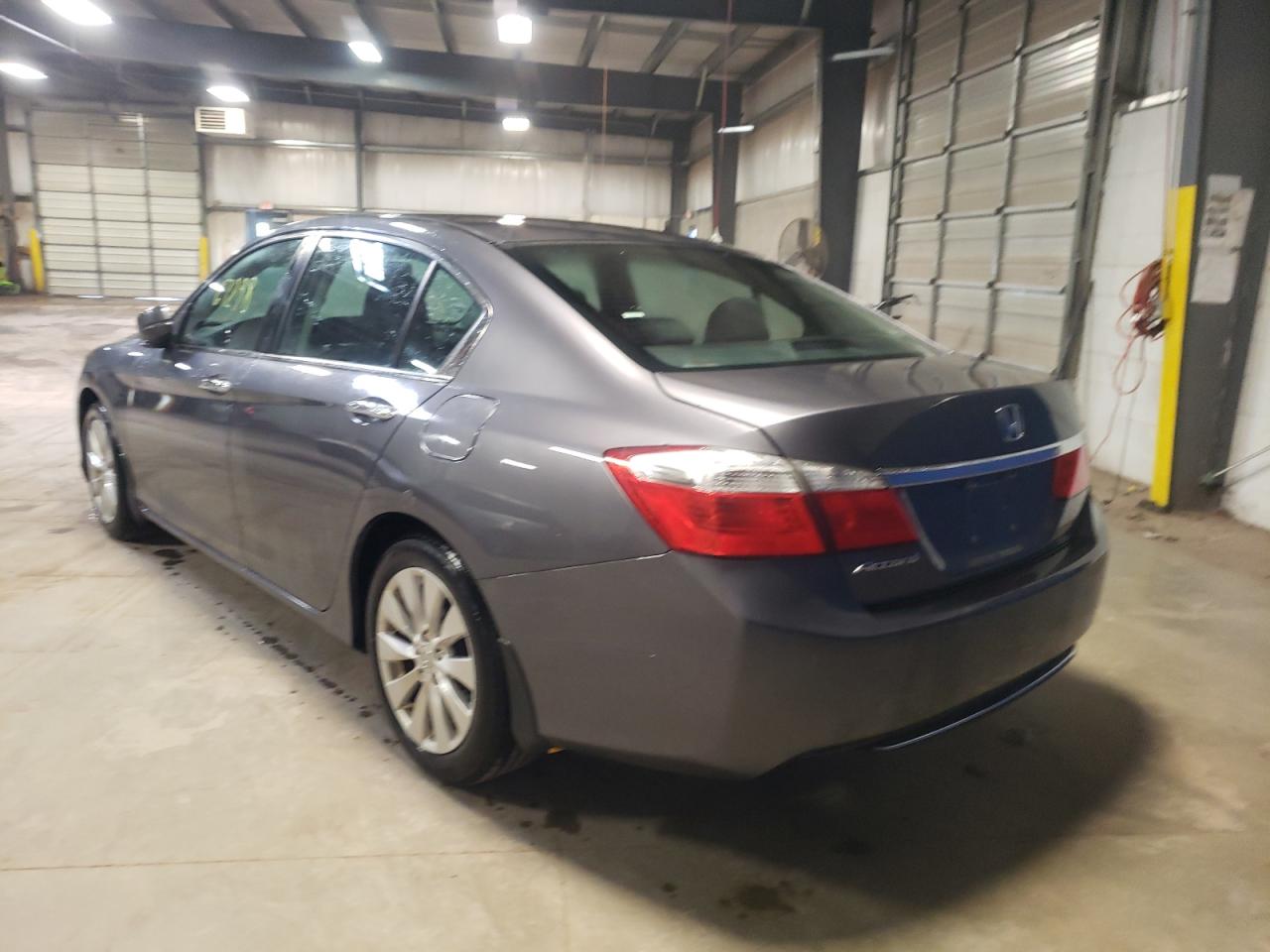 Photo 3 from auction – 2014 HONDA ACCORD EX with VIN 1HGCR2F71EA154142