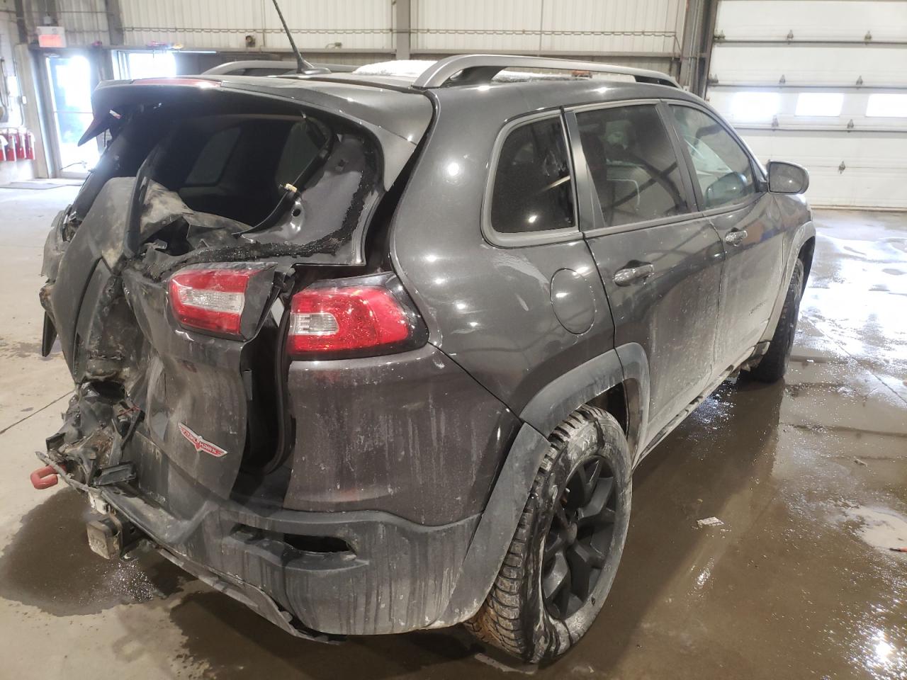 Photo 4 from auction – 2015 JEEP CHEROKEE T with VIN 1C4PJMBS0FW696916