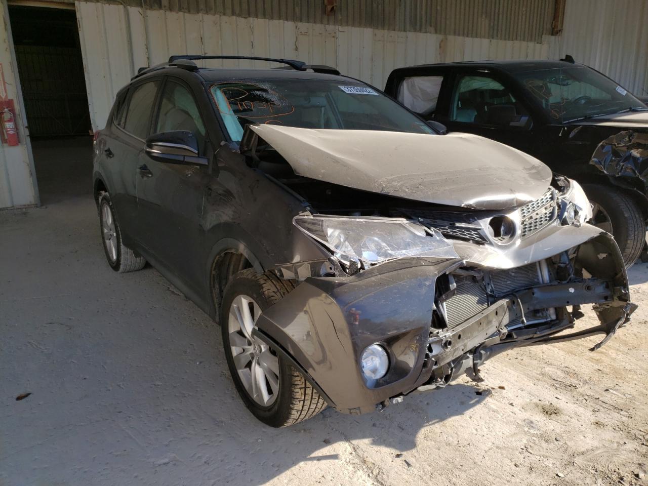 Photo 1 from auction – 2013 TOYOTA RAV4 LIMIT with VIN 2T3DFREV6DW112831