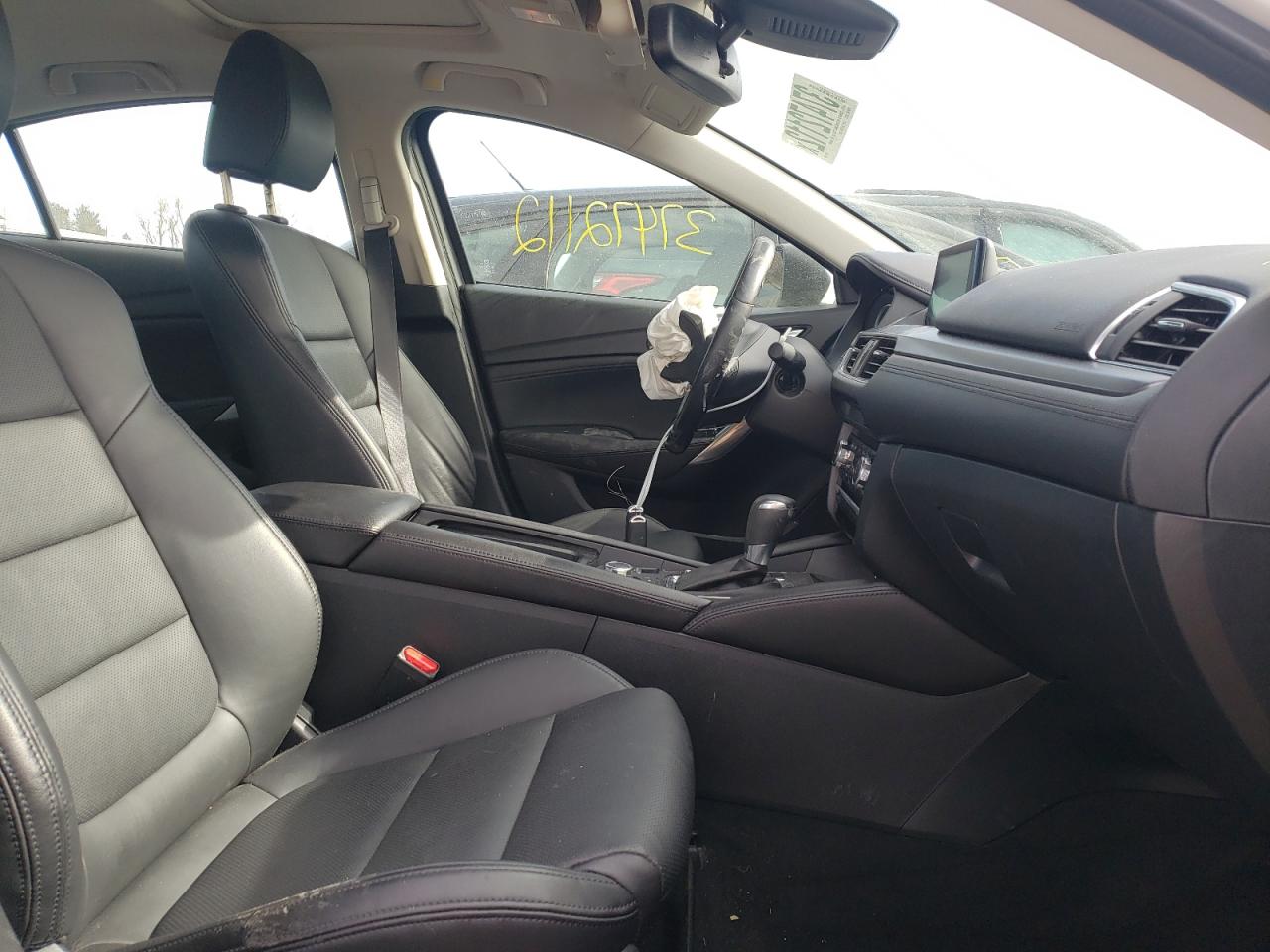 Photo 5 from auction – 2017 MAZDA 6 TOURING with VIN JM1GL1V52H1122915