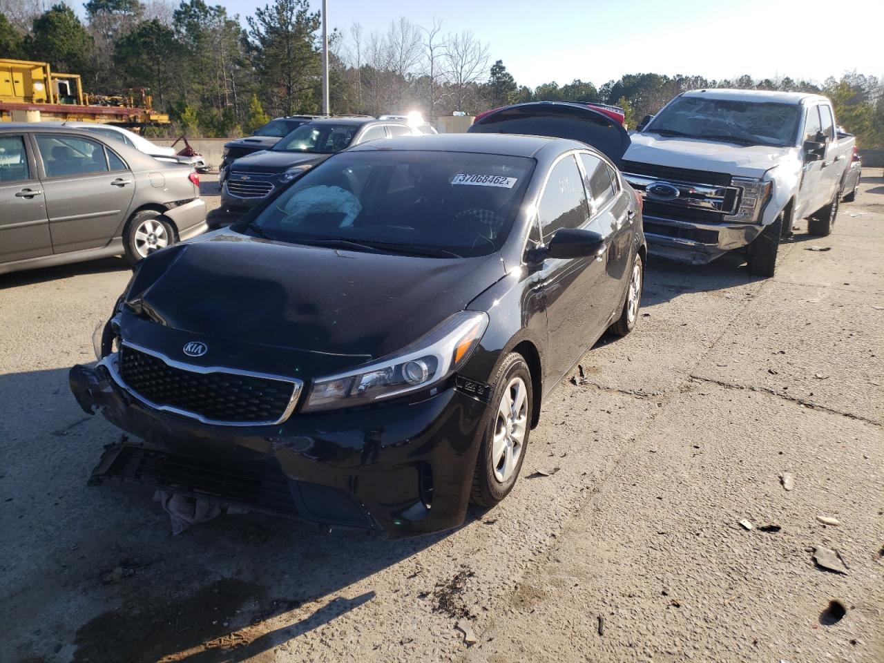 Photo 2 from auction – 2018 KIA FORTE with VIN 3KPFL4A71JE256371