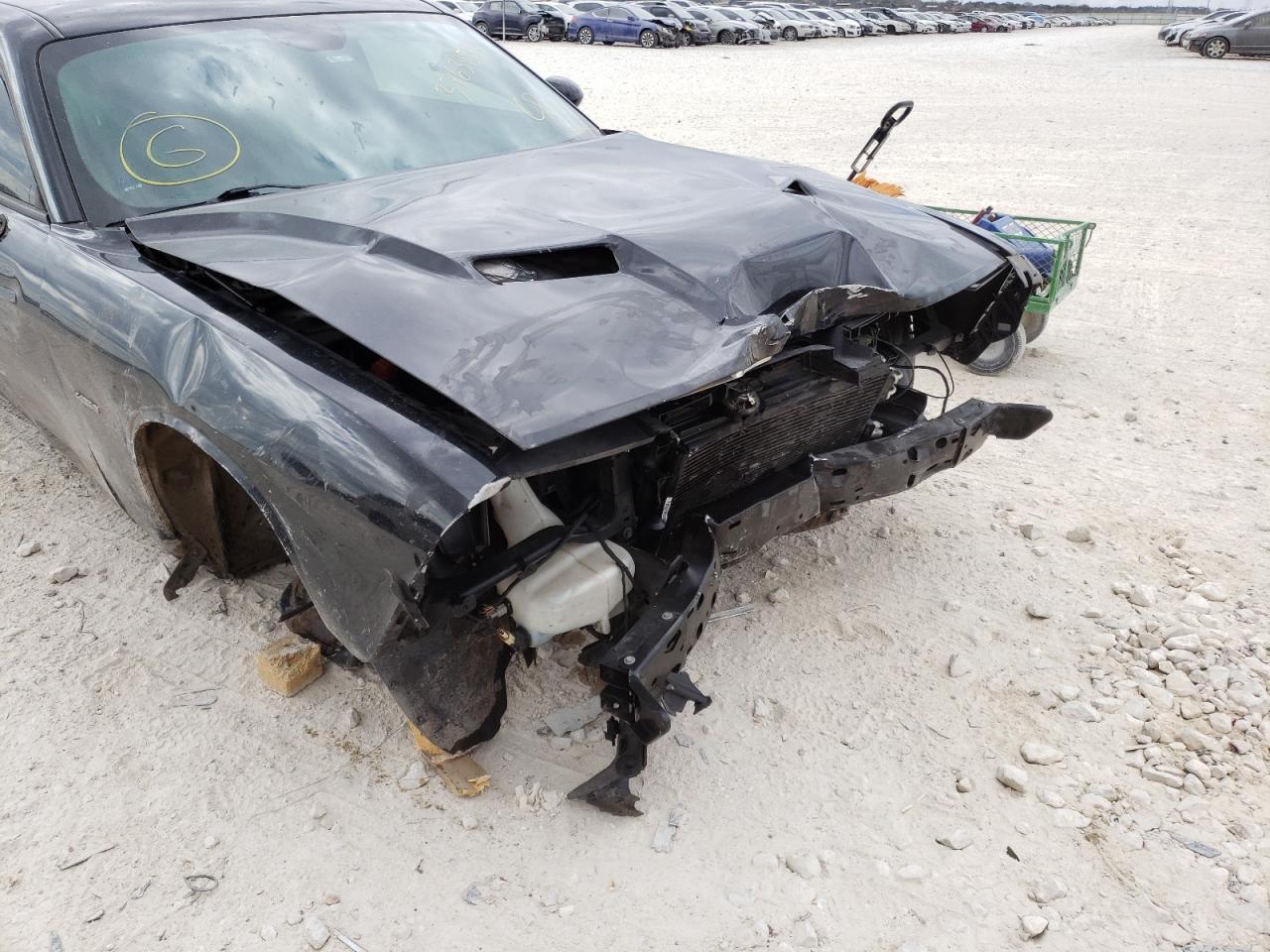 Photo 9 from auction – 2018 DODGE CHALLENGER with VIN 2C3CDZBT5JH300793