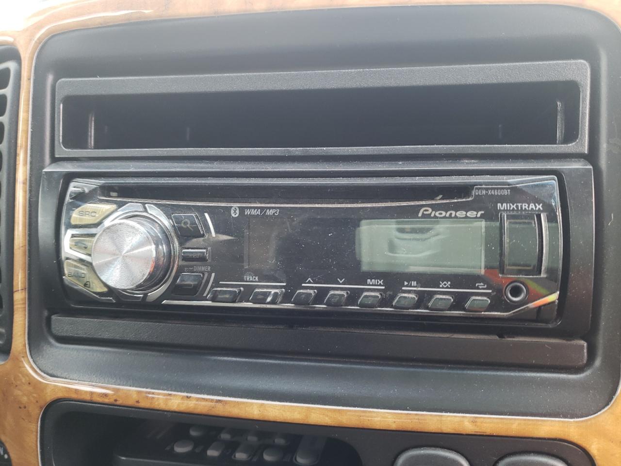 Zdjęcie 9 z aukcji – 2003 FORD ESCAPE XLT z VIN 1FMCU93183KA25081