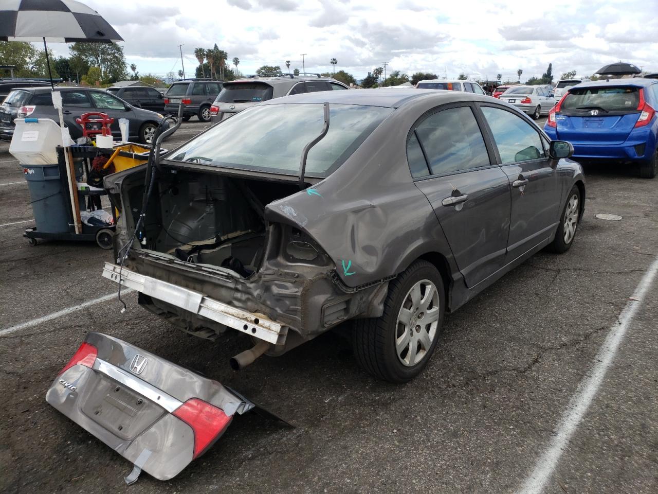 Photo 4 from auction – 2010 HONDA CIVIC LX with VIN 19XFA1F58AE069298