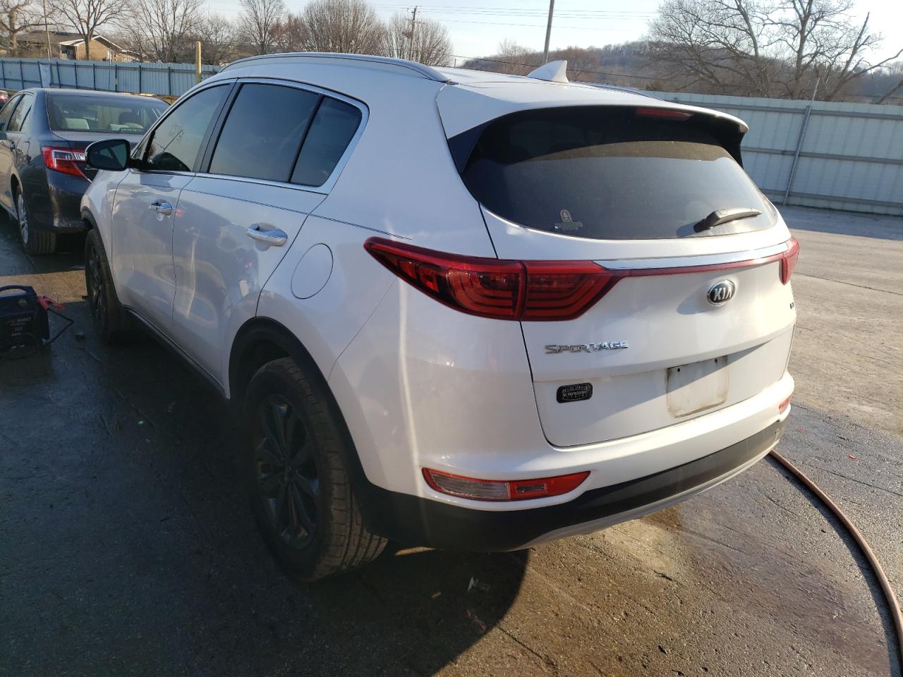 Photo 3 from auction – 2018 KIA SPORTAGE E with VIN KNDPN3AC2J7427618