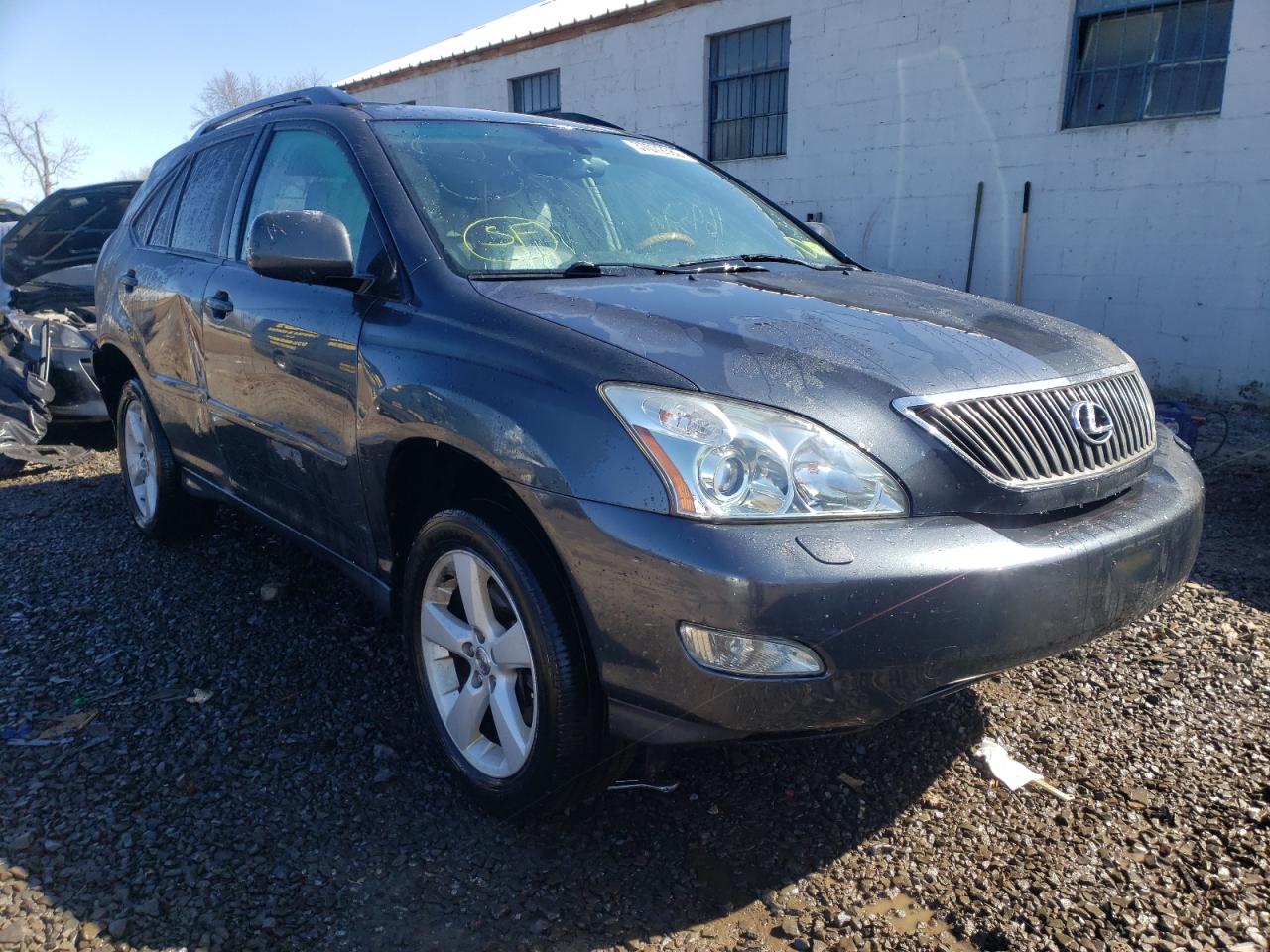 LEXUS RX 330 2005 с VIN 2T2HA31U05C086048 - Фото с аукциона