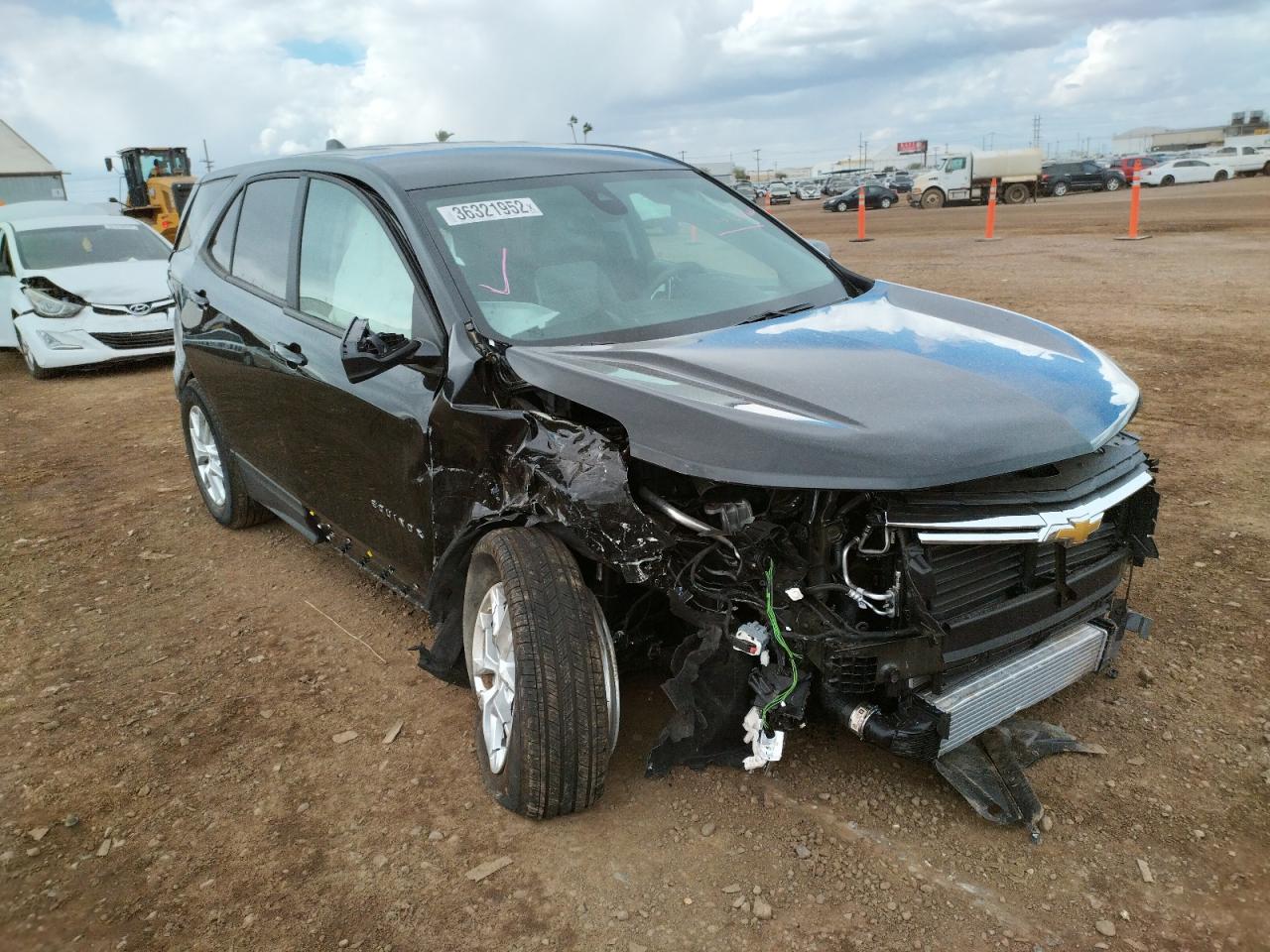 CHEVROLET EQUINOX LS 2022 with VIN 2GNAXHEV4N6103916 - Photo from auction