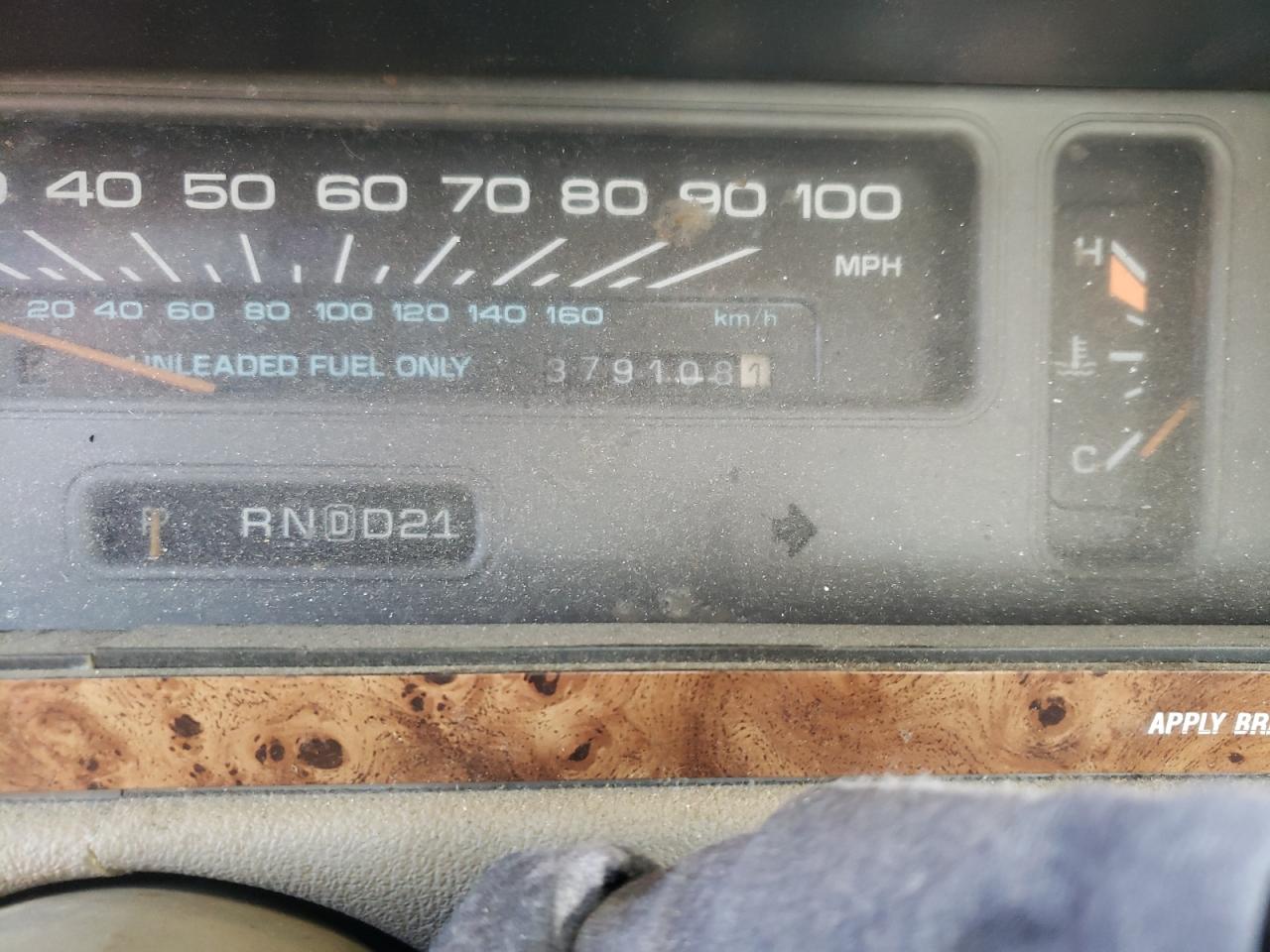 Photo 8 from auction – 1993 CHEVROLET CAPRICE with VIN 1G1BN53E7PW100837