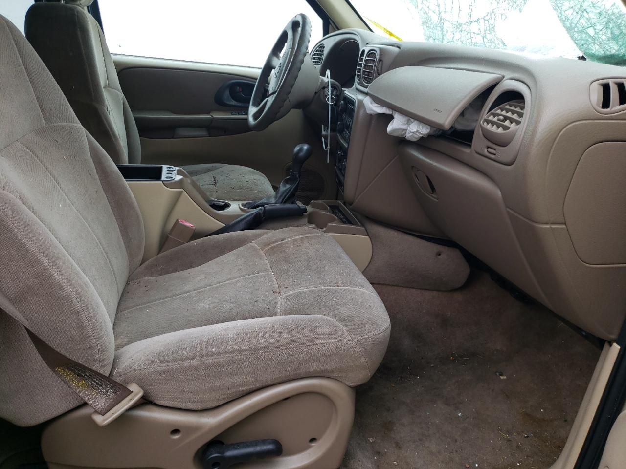 Photo 5 from auction – 2004 CHEVROLET TRAILBLAZE with VIN 1GNDS13S942168686