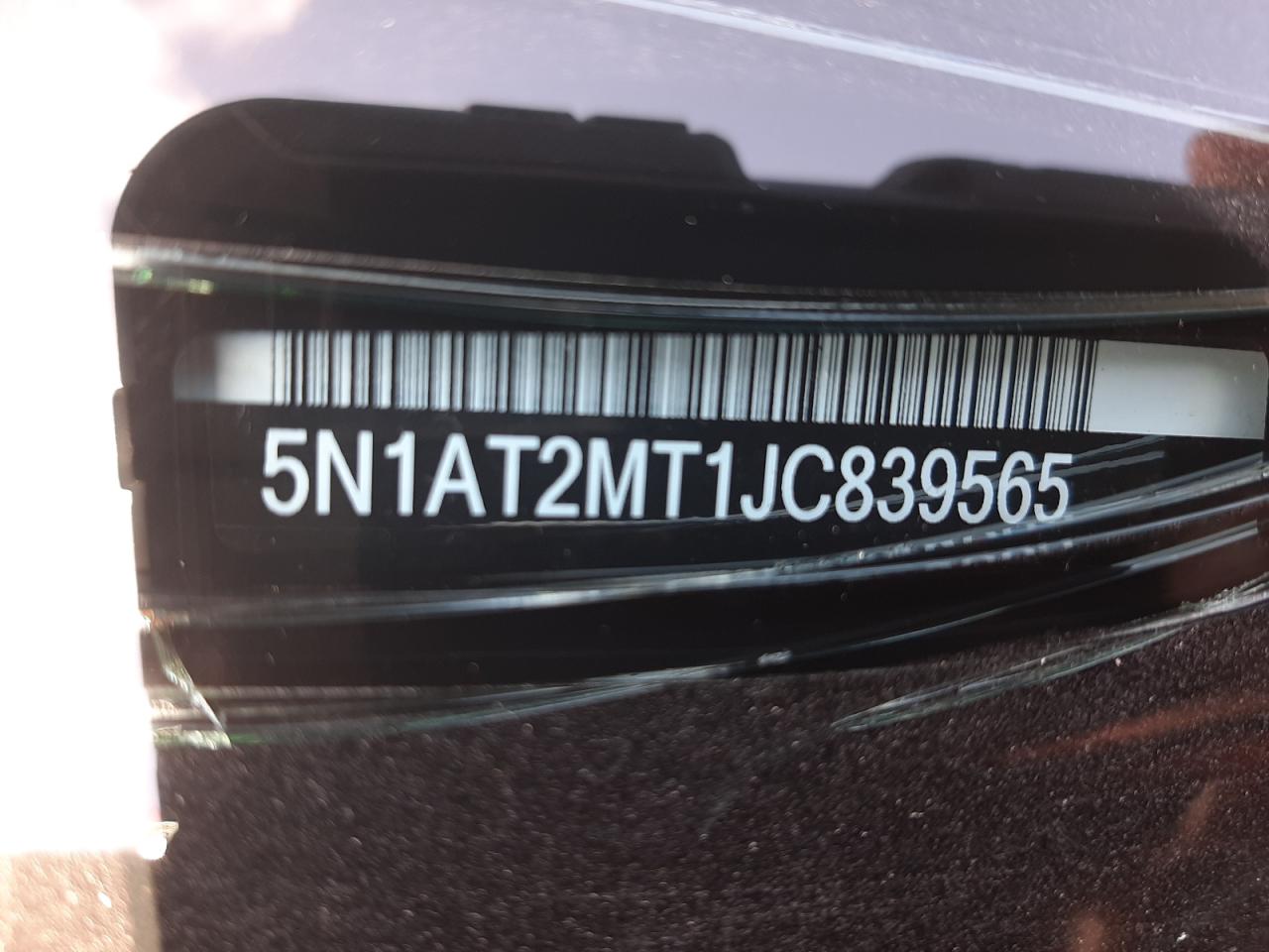 Photo 10 from auction – 2018 NISSAN ROGUE S with VIN 5N1AT2MT1JC839565