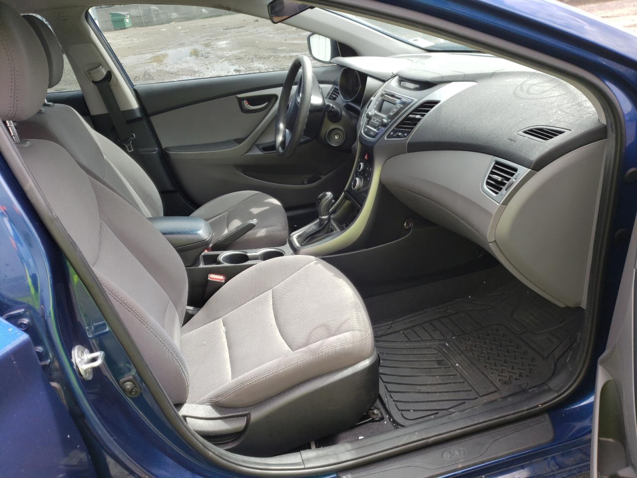 Photo 5 from auction – 2016 HYUNDAI ELANTRA SE with VIN 5NPDH4AEXGH667392