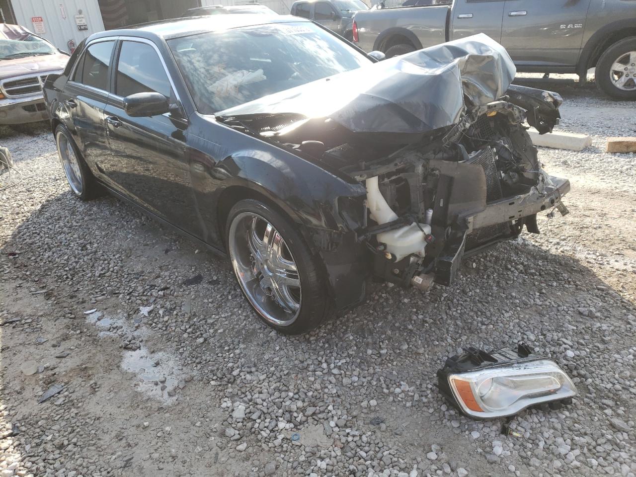 CHRYSLER 300 2013 with VIN 2C3CCAAG7DH533944 - Photo from auction