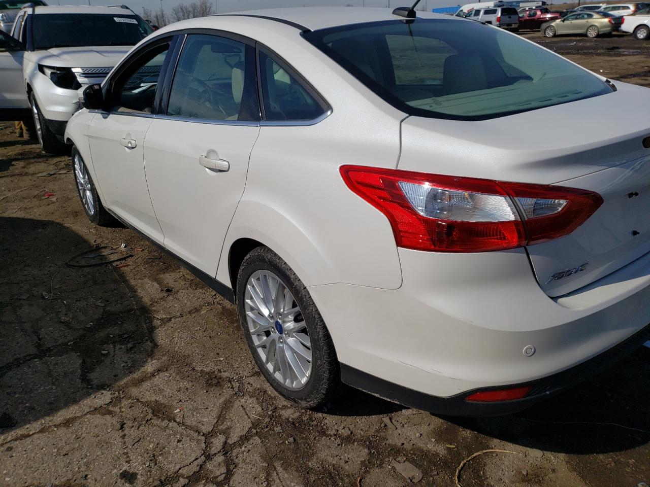 Photo 3 from auction – 2012 FORD FOCUS SEL with VIN 1FAHP3H29CL311537