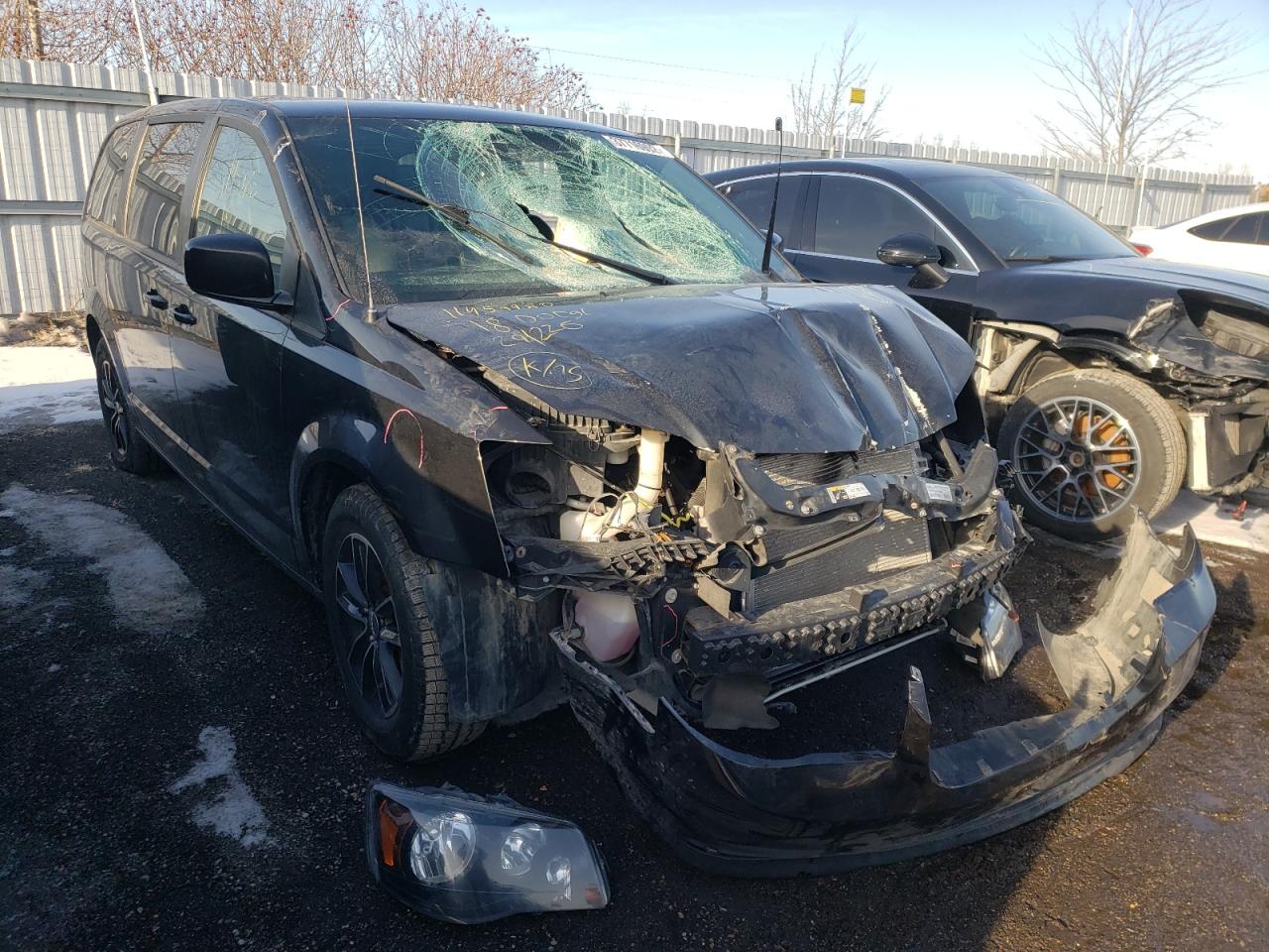 DODGE GRAND CARA 2018 with VIN 2C4RDGEG7JR291226 - Photo from auction