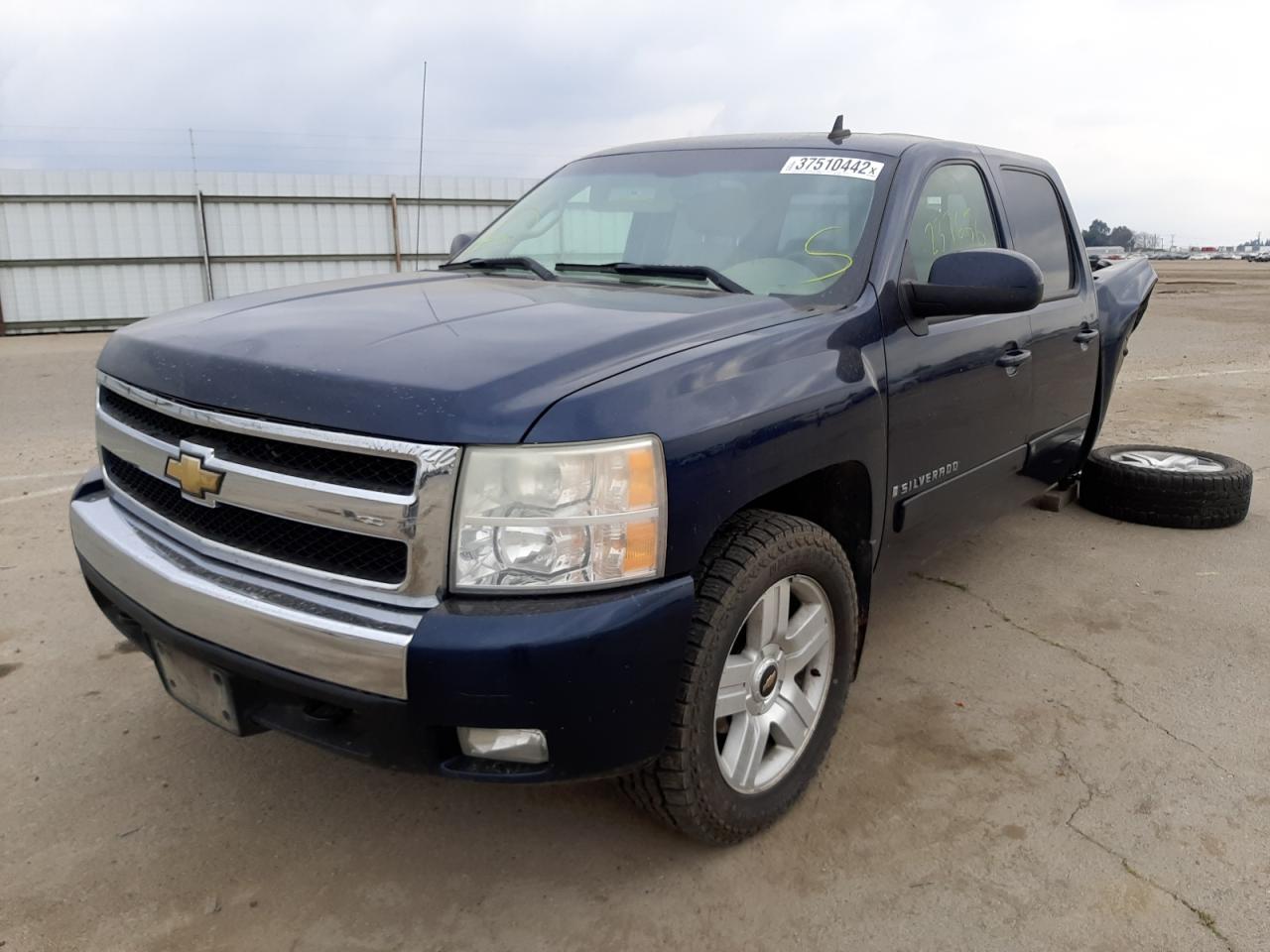 Photo 2 from auction – 2008 CHEVROLET SILVRDO LT with VIN 2GCEK13M281142502