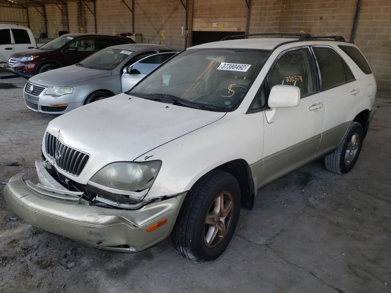 Photo 2 from auction – 2000 LEXUS RX 300 with VIN JT6GF10U4Y0054006