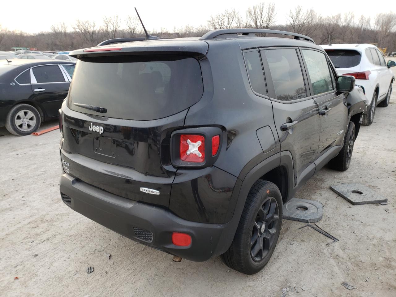 Photo 4 from auction – 2017 JEEP RENEGADE L with VIN ZACCJBBB2HPF28486