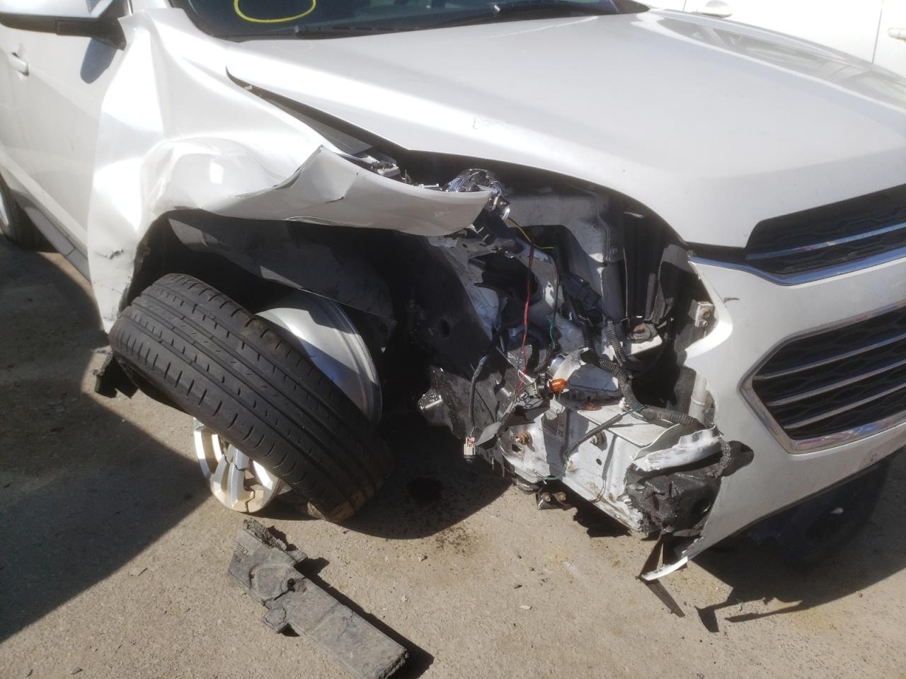 Photo 9 from auction – 2017 CHEVROLET EQUINOX LT with VIN 2GNALCEK8H1572853