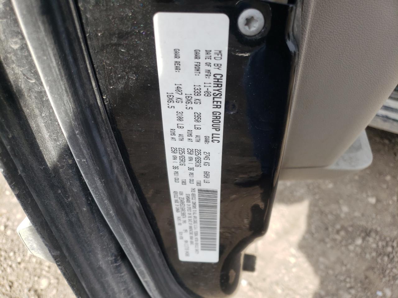 Photo 10 from auction – 2010 DODGE GRAND CARA with VIN 2D4RN5D16AR190874