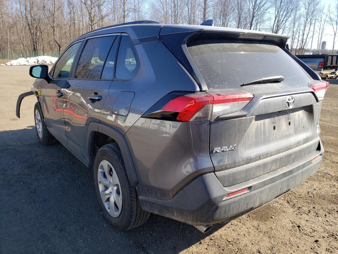 Photo 3 from auction – 2021 TOYOTA RAV4 LE with VIN 2T3F1RFV5MC159646