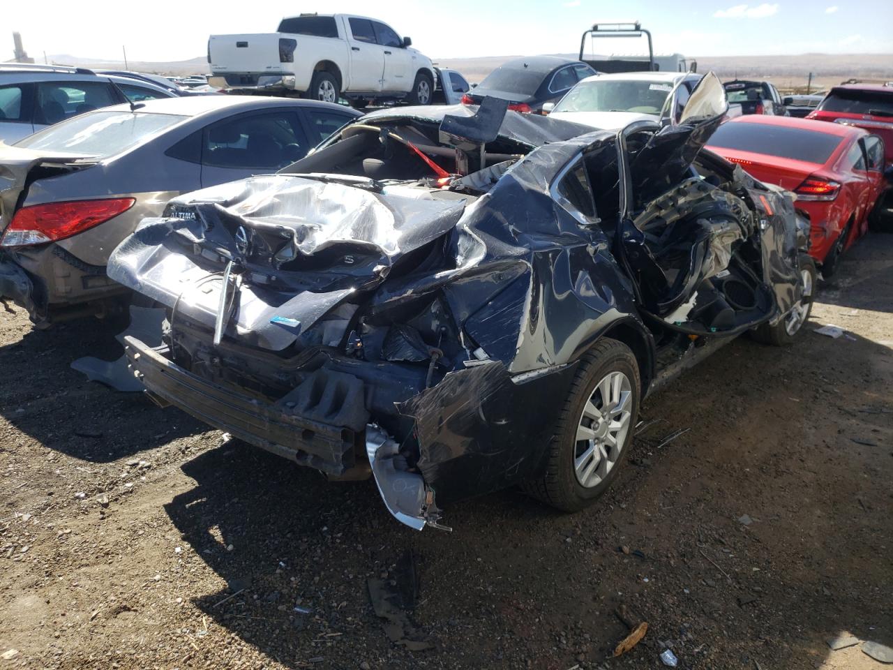 Photo 4 from auction – 2014 NISSAN ALTIMA 2.5 with VIN 1N4AL3AP9EC277282