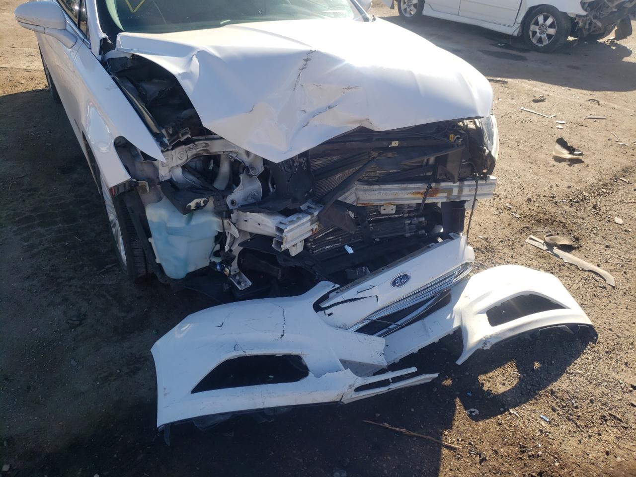 Photo 9 from auction – 2013 FORD FUSION SE with VIN 3FA6P0LU2DR220949