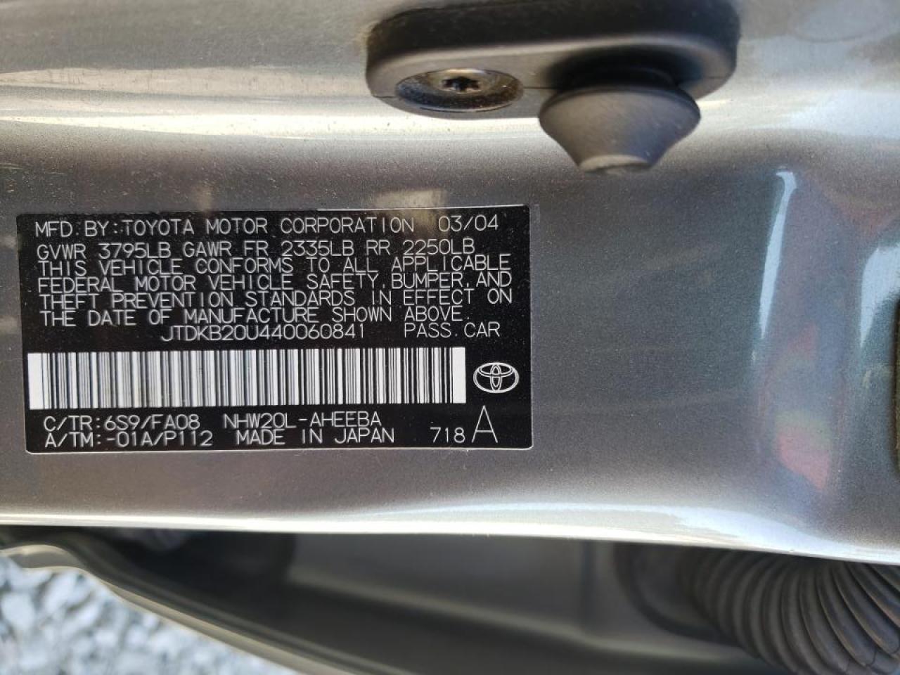 Photo 10 from auction – 2004 TOYOTA PRIUS with VIN JTDKB20U440060841