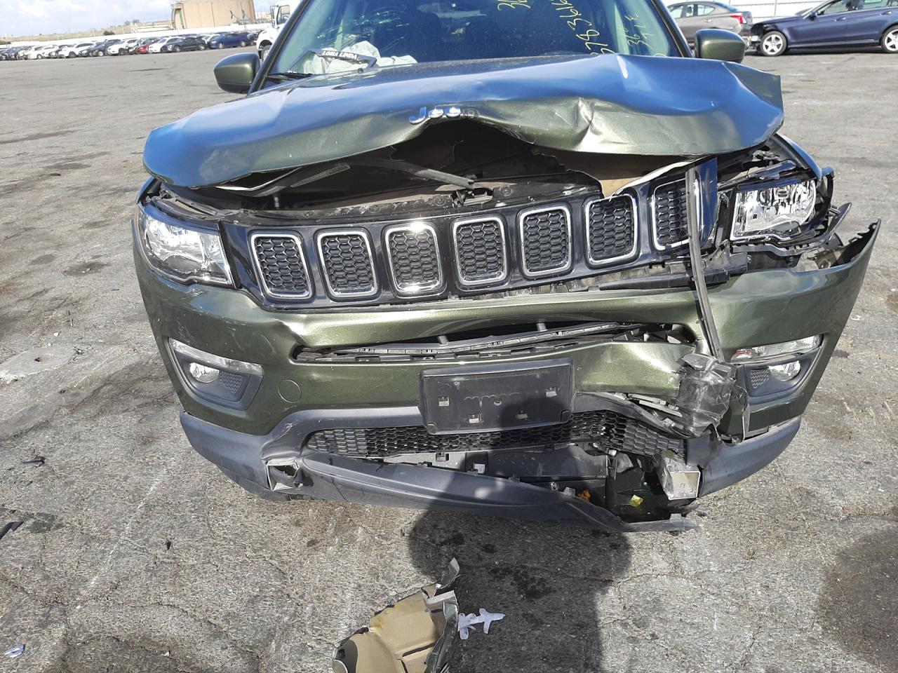 Photo 9 from auction – 2017 JEEP COMPASS LA with VIN 3C4NJCBB9HT632674