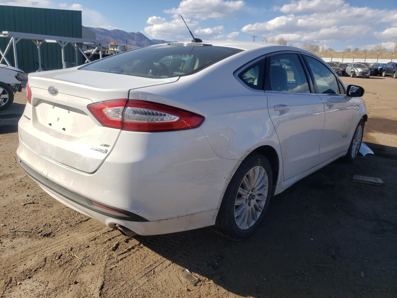Photo 4 from auction – 2013 FORD FUSION SE with VIN 3FA6P0LU2DR220949