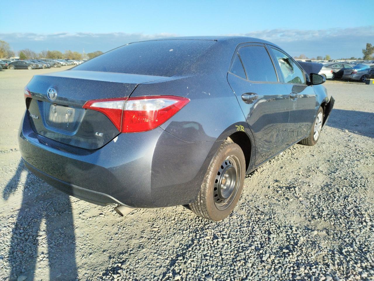 Photo 4 from auction – 2014 TOYOTA COROLLA L with VIN 5YFBURHE5EP040461