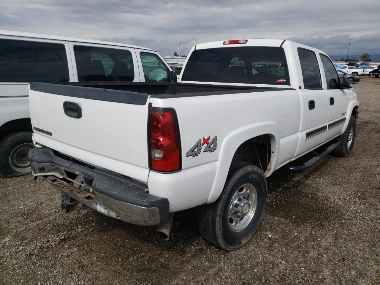 Photo 4 from auction – 2007 CHEVROLET SILVERADO with VIN 1GCHK23U37F160128