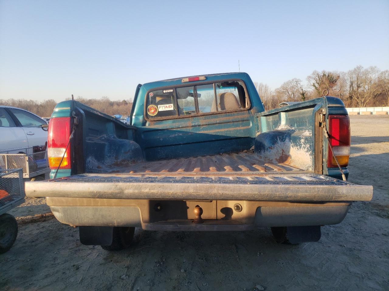 Photo 6 from auction – 1994 FORD RANGER with VIN 1FTCR10A3RUA08326