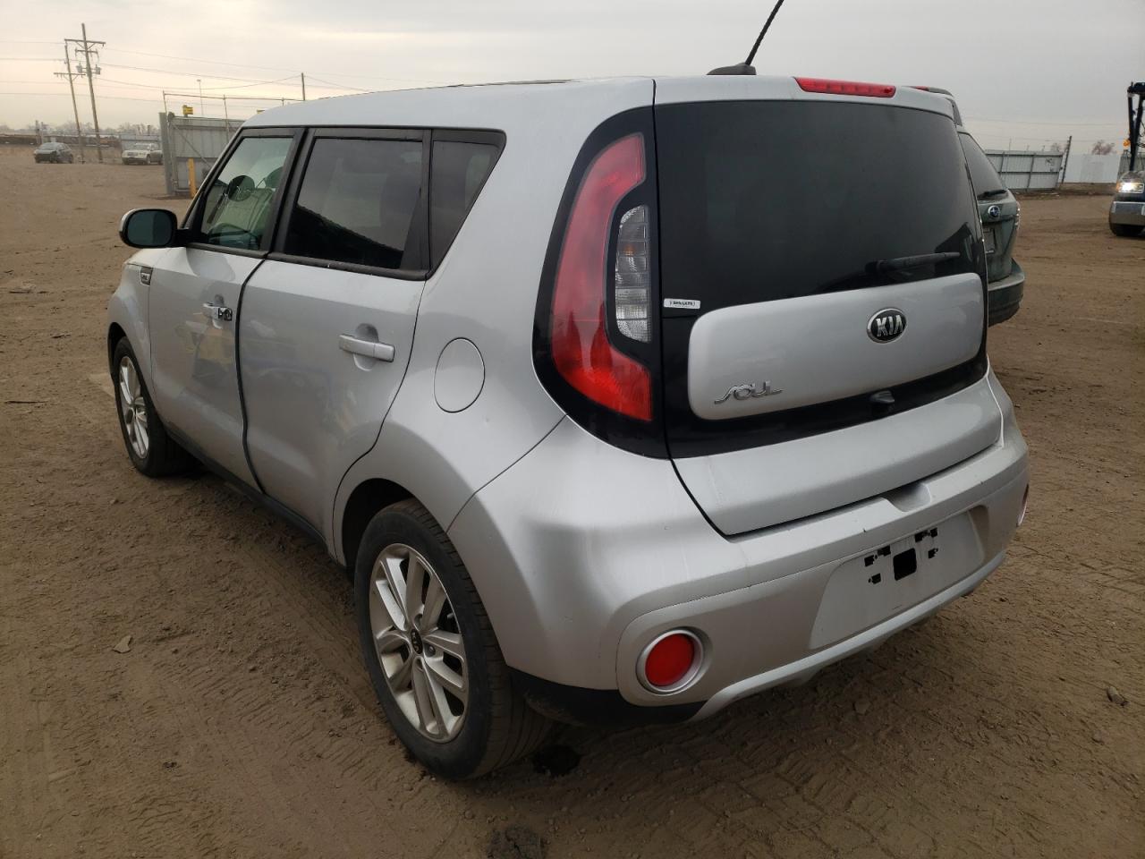 Foto 3 de la subasta – 2017 KIA SOUL + con VIN KNDJP3A56H7441307