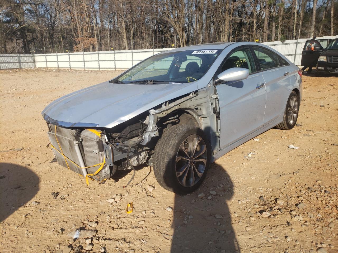 Photo 2 from auction – 2013 HYUNDAI SONATA SE with VIN 5NPEC4AB2DH578680